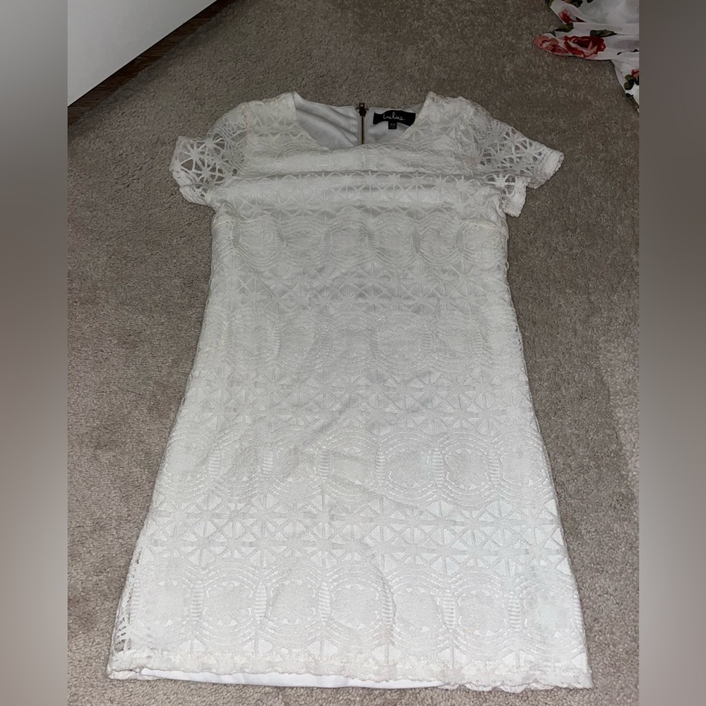 Lulu’s Short Sleeve White Lace Dress